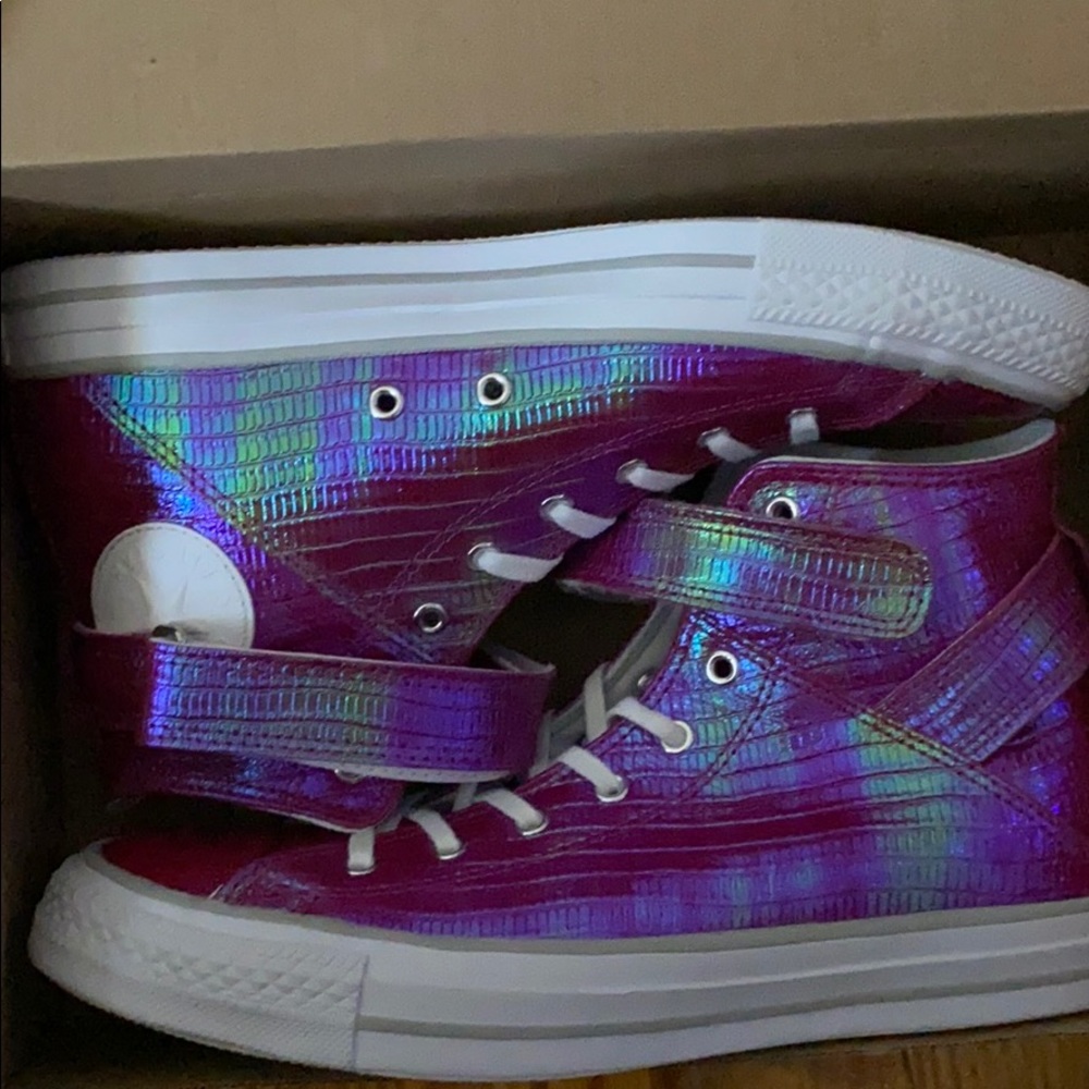 Brand new converse sneakers